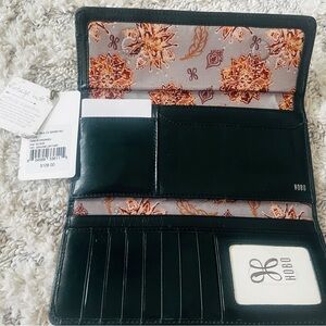 Vintage HOBO leather trifold wallet NWT